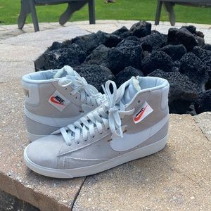 Nike Women’s Blazer Mid Rebel XX ‘Off White’
